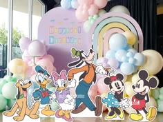 mickey mouse birthday party decorations and balloons