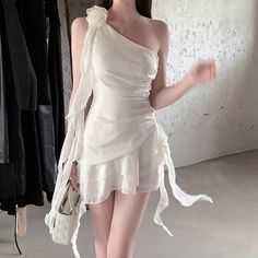 Nwttoo Small For Me Size L But Runs Small, Fits S-M Asymmetrical White Dress, White Formal Dresses Short, Ethereal Dress Goddesses, White Dress Short Formal, Asymmetrical Chiffon Dress, Cotillion Dresses, Off White Dress, Lily Dress, White Dress Formal