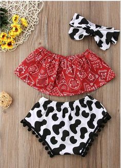 Cow Print Pants Outfit, Print Pants Outfit, Cow Print Pants, Clothes Stores, Storing Baby Clothes, Fashionable Baby, Top Cow