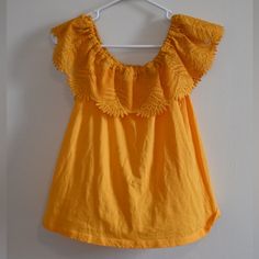 Perfect For Spring! Yellow Off The Shoulder Top New Without Tags Spring Yellow, Off The Shoulder Top, A New Day, Gold Yellow, New Day, Shoulder Top, Off The Shoulder, Womens Tops, Yellow Gold