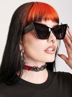 Cyber Kitty Sunglasses Goth Bangs, Goth Sunglasses, Corporate Goth, Goth Accessories, Summer Goth, All Black Fashion, The Drama, Black Vinyl, Grunge Fashion