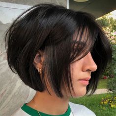 Bouncy Bob, Asymmetrical Bob Short, Trendy Bob, Thick Hair Cuts, Thick Wavy Hair, Bob Hairstyles For Thick, Short Hairstyles For Thick Hair, Best Short Haircuts, Short Bob Haircuts