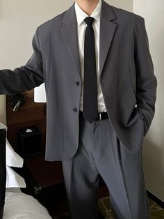 Modern Work Outfits Men, Formal Outfits Aesthetic Men, Casual Suit Men Outfits, Law Student Aesthetic Outfit Men, Men’s Tuxedo Style, Aesthetic Suits Men, Man Office Outfit, Lawyer Outfit Men, Korean Suit Men