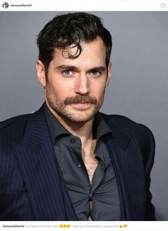 Popular Beard Styles, Stubble Beard, Henry Cavill News, Moustaches Men, Mustache Styles, Mustache Men, Corte De Cabelo Masculino, Henry Cavill, Beard Styles