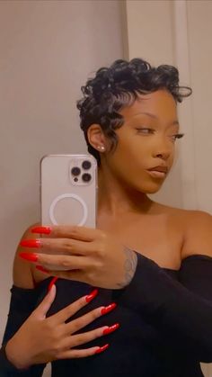 Short cut Two Toned Short Hair Black Women, Pixie Cut Wig Black Women, Burgundy Pixie Cut Black Women, Short Hair Dye Ideas Pixie Cuts, Teyana Taylor Short Hair, Pixie Cut Black Women, Short Black Haircuts, Finger Waves Short Hair, Short Natural Curly Hair