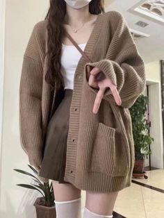 Shipping: Worldwide Express Shipping AvailableDelivery time: 7-15Days Fast ShippingReturns: Fast refund, 100% Money Back Guarantee. Baggy Cardigan, Preppy Wardrobe, Style College, Knitted Cardigan Sweater, Cardigan Casual, Cardigan Sweater Coat, Pullover Outfit, Áo Len Cardigan, College Style