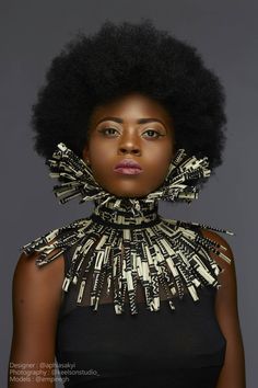 This African accessories is simple but can change the look of an outfit in seconds Get this while you can Ankara Necklace, African Choker, Costume Capes, Collar Accessories, Body Necklace, Style Africain, African Accessories, Exotic Jewelry, African Fashion Designers