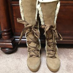 Boot 16”High./ 3.75” Heel/ 1/2” Platform! Very Warm Totally Sherpa Lined Soft Suede Adjustable Boots.(See Pictures) Never Worn! Sz 91/2 But Fits Like A 9! Not A Mark On Them! Made By Aldo Hooves Shoes, Pink Platform, Pink Platforms, Aldo Shoes, Dream Shoes, Sherpa Lined, Soft Suede, Platform Heels