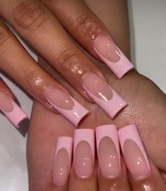 Pink Medium French Tip Nails, Pink French Nails Black Women, Cute Acrylic Nail Designs Pink, Light Pink Cute Nails, Barbie Pink French Nails, Soft Pink French Tip Nails Square, Pink And Pink French Nails, Pink French Tip Black Women, Barbie Pink Nails Design Ideas