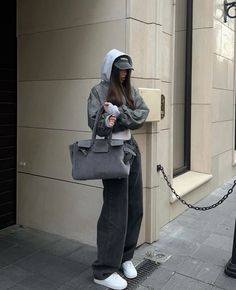 Downtown Outfits, Uni Outfits, Neue Outfits, Causual Outfits, Outfit Inspo Fall, Winter Clothes, Streetwear Women, Looks Style, Streetwear Outfit