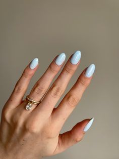 Nails 2023 Trends Light Blue, Blueberry Milk Pedicure, Powder Blue Dip Nails, Blueberry Milk Manicure, Cloud Blue Nails, Pale Blue Gel Nails, Blueberry Blue Nails, Milky Light Blue Nails