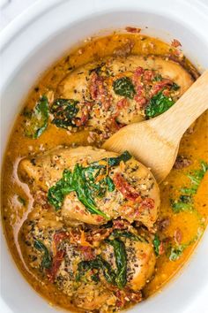 A slow cooker full of tuscan chicken. Slow Cooker Curry