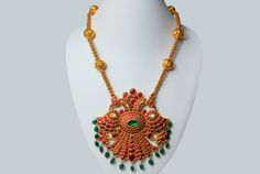 Antique Temple Jewellery, Peacock Pendant, Jewelry Drawing, Gold Rate, Gold Pendant Jewelry, Antique Necklace, Temple Jewellery, Gold Jewellery Design, Simple Jewelry