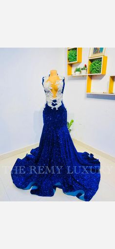 wunderschönes Ballkleid in königsblau Blue Dress Birthday, African Prom Dress, Beautiful Prom Dress, African Prom Dresses, Royal Blue Prom Dresses, Dress Luxury, Royal Blue Dress, Dress Homecoming, Dress Birthday