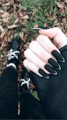 Halloween Nail Ideas, Halloween Manicure, Halloween Beauty, Nails Stiletto, Gothic Nails, Winter Nail Designs, Nails Black