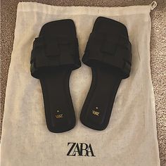 Brand New Never Worn Zara Black Flat Leather Sandals Size 6 Zara Casual Sandals For Party, Zara Casual Party Sandals, Chic Flat Sandals By Zara, Chic Black Flat Sandals, Chic Black Flat Heel Sandals, Zara Black Sandals For Vacation, Zara Black Sandals For Summer, Zara Black Sandals With Round Toe, Zara Black Flat Heel Sandals