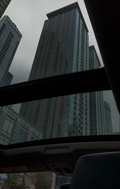 Sunroof car aesthetic city photo inspo Couple Goals Teenagers Pictures, Couple Goals Teenagers, Rainy Weather, Couple Goals, Skyscraper, Multi Story Building, Solar, Cars