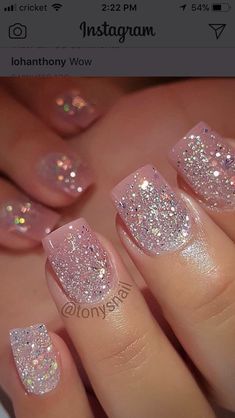 Nails Two Tone Glitter Nails, Dipped Glitter Nails Ideas, Sparkly Bright Nails, Light Pink Sparkles Nails, Class Reunion Nails, Pretty Dip Nail Ideas, Classy Glitter Nails Short, Birthday Nails Sparkle Classy, French Dip Nails With Design