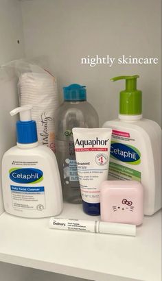 Glowing Skin Routine Skincare, Night Skincare Products, Cetaphil Skincare Routine, Night Skincare Aesthetic, Skincare Aesthetic Products, Skin Care Routine Aesthetic, Skin Care Night Routine, Skincare Night Routine, Night Routine Skincare