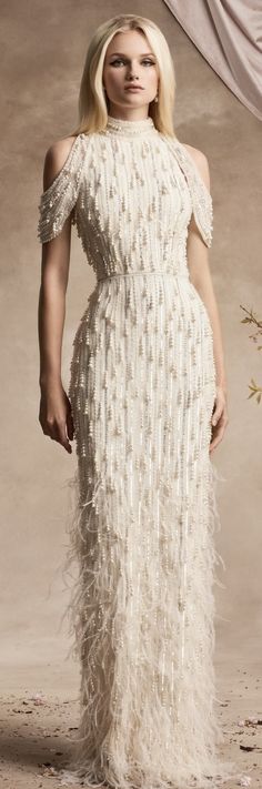 Different Body Sizes, Couture 2024, Pamella Roland, Outfit Looks, Classy Wedding Dress, Two Friends, Friends Show, Stylish Dress Designs