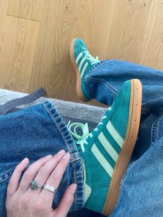 #womenswear #womensstyle #adidas #adidasshoeswomen #summer #summerstyle #shopping #shoes #sneakers #sneakerhead #adidasspezials Shopping Shoes, Adidas Spezial, Coldplay, Dream Shoes, Casual Style Outfits, Style Outfits, Casual Style, Shoes Sneakers, Adidas