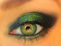 100% All Natural, Vegan Eyeshadow and Eyeliner Makeup in Elf- 5gram jar on Etsy, $4.99 Green Eye, Green Eyeshadow, Penteado Cabelo Curto, Hazel Eyes, Makeup For Green Eyes