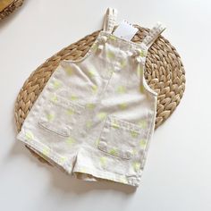 New With Tags! Natural Twill With Neon Yellow Polkadot Short Overalls By Zara Size: 12-18m Terry Cloth Romper, Tropical Romper, Plaid Jumpsuit, Pleated Jumpsuit, Short Overalls, Zara Boys, Long Sleeve Outfits, Linen Romper, Zara Baby