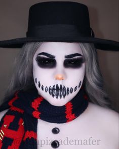 Scary Snowman Makeup, Christmas Gore Makeup, Scary Christmas Makeup, Goth Christmas Makeup, Snowman Makeup, Spx Makeup, Gore Makeup, Scary Christmas