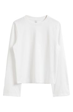 You can never have too many white cotton tops, and this boxy one in a roomy fit will be a fast favorite. Crewneck Long sleeves 100% cotton Dry clean or machine wash, dry flat Imported White Cotton Long Sleeve Shirt, Basic White Long Sleeve Shirt, White Crewneck, White Long Sleeve Shirt, Cotton Long Sleeve Shirt, Jersey Top, Cotton Knit, White Long Sleeve, Cotton Tops