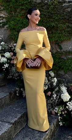 Simple Formal Dresses, Mother Of Groom Dress, Bm Dresses, Bridesmaids Gowns, Prom Dress Inspo, Wedding Outfit Ideas, Bride Ideas, Yellow Dresses, Wedding Brides