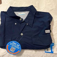 Brand New, Lightweight Navy. Perfect For This Summer! Columbia Shirt, Button Up Shirt Mens, Men's Button Down Shirt, Club Shirts, Columbia Blue, Mens Button Up, Plaid Shorts, Columbia Sportswear, Fishing Shirts