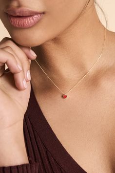 Gelin Diamond Gold Red Heart Necklace photo on a model's neck. Yellow Gold Heart Necklace, Red Heart Necklace, Pendant Design