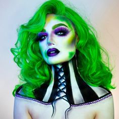 Halloween Makeup Looks Clown, Scary Halloween Makeup Looks, Beetlejuice Halloween Costume, Scary Halloween Makeup, Cat Halloween Makeup, Beetlejuice Costume