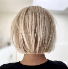 Chin Length Haircuts, Short Bobs, Straight Hair Cuts, 50 Hair, Chin Length Bob, Inverted Bob, Bob Hairstyles For Fine Hair, Bright Blonde, Shirt Hair