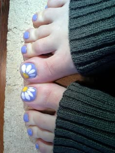 Flower Pedicure Designs, Pedicure Designs Summer, Ideas Pedicure, Flower Pedicure, Pedicure Toenails, Cute Pedicures