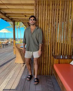 Mens Vacation Outfits, Vacation Outfits Men, Beach Outfit Men, Ibiza Outfits, Classy Outfits Men, Mens Casual Outfits Summer, Europe Outfits, Italy Outfits