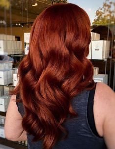 Subtle Ombre Hair, Dark Auburn Hair Color, Auburn Hair Color, Dark Ombre Hair, Dark Auburn Hair, Gold Hair Colors, Dark Auburn, Ombre Hair Blonde