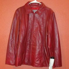 Very Nice Nwt Wilson Full Zip Italian Leather Jacket With Side Pockets No Stains Or Defects Size: Woman's 1x Color: Red Length: 30 Inches Shoulder: 19 Inches Sleeve: 25 Inches Chest: 23 Inches Waist: 26 Inches Jb41#1412 Red Leather Workwear Jacket With Pockets, Pink Suede Jacket, Distressed Leather Jacket, Womens Black Leather Jacket, Leather Coat Jacket, Burgundy Jacket, Black Moto Jacket, Wilsons Leather Jacket, Vintage Leather Jacket