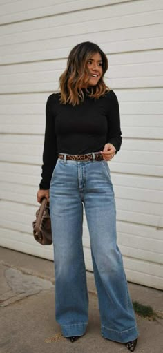 What to wear with wide-leg jeans Hannah Outfit, Outfits With Wide Leg Jeans, Wide Leg Jeans Winter, Neck Outfit, How To Style Wide Leg Jeans, Wide Leg Jeans Outfits, Style Wide Leg Jeans, Belt Outfit