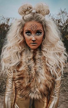 Women Lion Costume, Mascarade Costume Halloween Masquerade, Halloween Lion Makeup, Dog Makeup Women, Ram Makeup, Shark Costume Makeup, Diy Leopard Costume Women, Mardi Gras Ball Makeup, Diy Lion Costume Women