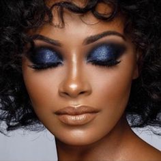 Best Organic Makeup, Blue Makeup Looks, Drag Make-up, Beauty Make-up, Make Up Looks, Blue Makeup