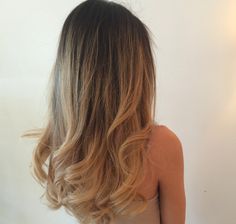 @carolineannes Curls For Medium Length Hair, Flirtini, Hair Colorful, Blond Balayage, Best Hair Dryer, Curls For Long Hair, Long Face Hairstyles, Face Shape Hairstyles, Blowout Hair