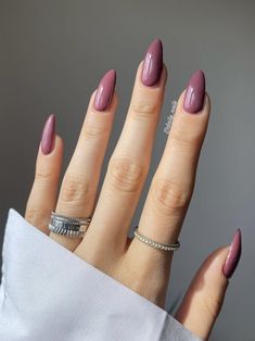 Nails Bright, Mauve Nails, Nails Dark, Nude Nail, Purple Nail Designs, Nail Colors Winter, Nails Green, Nails 2022, Nails Red