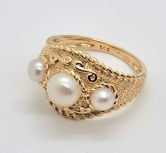 Please Read Below Prior To Purchasing;  Antique 14k Yellow Gold Unique Pearl Ring Size-6 *Approx. Size: 6 *Condition: Good condition with normal wear, Has some scratches & may need cleaning.              *Weight: 3.8g *Band Width: 2.0mm *Approx. Pearl Size: 4.09-5.9mm *Stamped-14k   6  IwI  -Ring Size and Stone Size are listed as approximate due to the fact that there is potential of these 2 items not being exact. I do provide a photo with the ring on the sizer for you to decide. A caliper is us Formal 14k Gold Pearl Ring With 17 Jewels, Classic Jewelry Ring With Decorative Band, Yellow Gold Oval Jewelry With Decorative Band, Oval Yellow Gold Jewelry With Decorative Band, Decorative Oval Yellow Gold Jewelry, 14k White Gold Jewelry With Decorative Band, Formal 14k Gold Rings With Decorative Band, Heirloom Jewelry With Decorative Band For Formal Occasions, Formal Heirloom Jewelry With Decorative Band