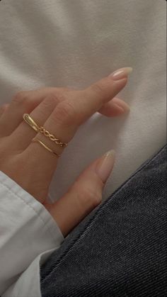 Ringe Aesthetic, Minimal Rings Minimalist Jewelry, Gold Stackable Rings, Hand Jewelry Rings, Rings Dainty, Dainty Gold Jewelry, Real Gold Jewelry, Solid Gold Band, Gold Rings Fashion