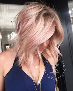 The perfect rosy lob bob Fine Haircut, Gold Blonde, Haircut Styles, Pastel Hair, Thinning Hair