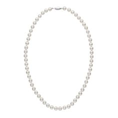 If you're looking for a classic strand in a traditional size, this might be the perfect strand. The princess length of 18 inches is the most iconic, and this strand of perfectly round, lustrous pearls fits the bill nicely. This strand of pearls measures 6.5-7.0 mm in size. This is considered ungraduated, and a very popular size. The necklace is strung to 18 inches, which falls at or just below the collarbone. This is referred to as the princess length - the classic and most popular. Each pearl i Japanese Pearls, Akoya Pearl Necklace, Golden South Sea Pearls, Jewelry Appraisal, Pearl Necklaces, Pearl Choker Necklace, Pearl Types, Akoya Pearls, Pearl Choker