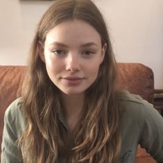 doll ;0 @kristene_froseth iq Kirsten Froseth, Kristen Froseth, Walburga Black, Kristine Froseth, Stylish Photo Pose, Pretty Eyes, Role Models