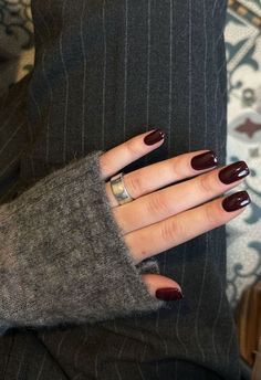 Nails Autumn 2024, Classy Autumn Nails, Winter Nails Aesthetic, Wine Nails, Smink Inspiration, Classy Acrylic Nails, Makijaż Smokey Eye