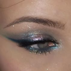 #eyes #makeupaddict #high #style #eyeshadow #glitter #glittereyemakeup Silver Glitter Outfit, Euphoria Makeup Blue, Mermaid Aesthetic Makeup, Outer Space Makeup, Euphoria Makeup Aesthetic, Blue Prom Makeup, Clubbing Makeup, Disco Makeup